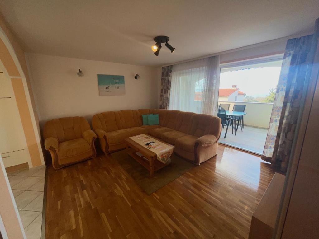 Apartmani Krajnovic Fažana Exterior foto