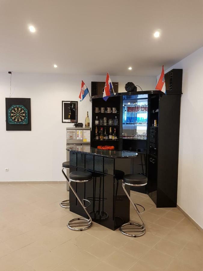 Apartmani Krajnovic Fažana Exterior foto